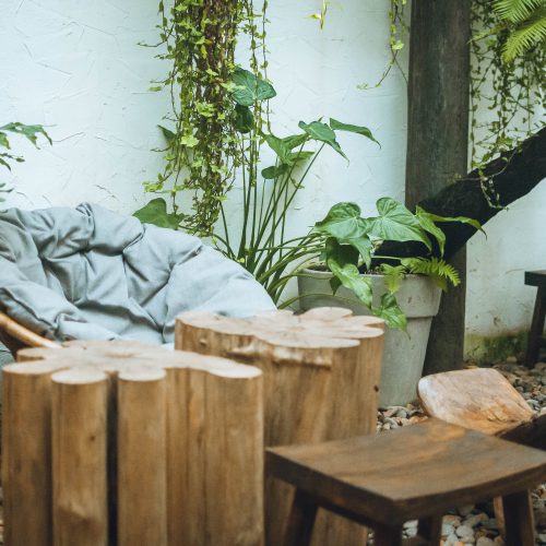 Ozdoby do ogrodu wykonane samemu – inspiracje i pomysły na DIY dekoracje